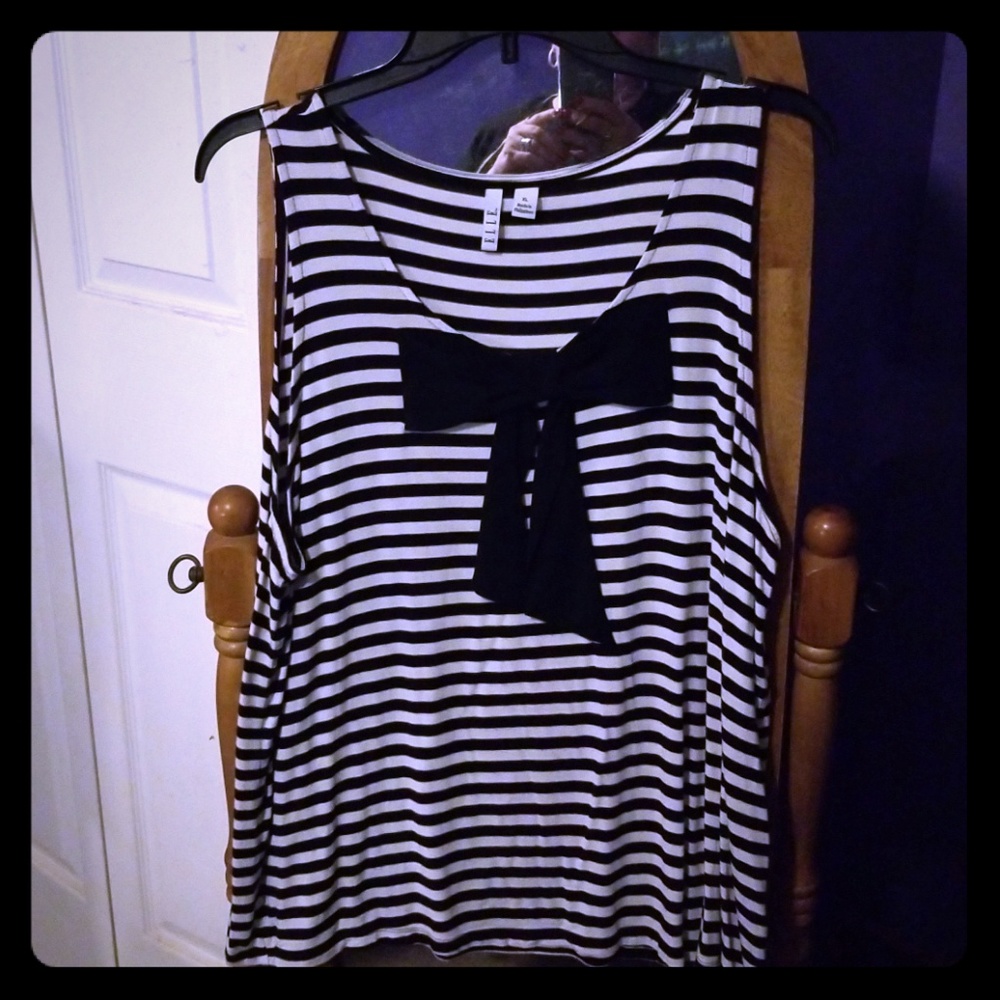 Sleeveless top